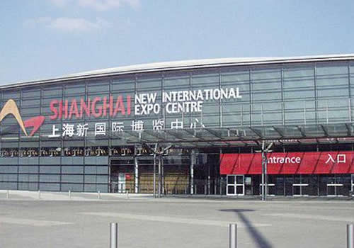 上海虹桥火车站到上海新国际博览中心怎么走
