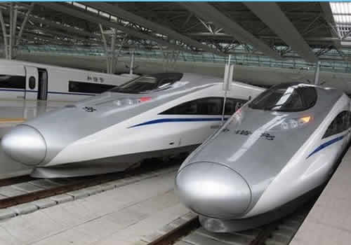 中国高铁外交引万人瞩目